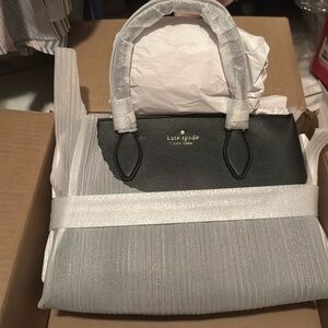Kate Spade Medium Madison Bag Black NEW